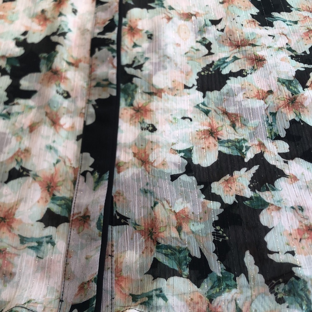 LIZ Claiborne 1X Sheer Blouse Floral PIT TO PIT 26"  corals, greens, Preworn - Picture 14 of 15